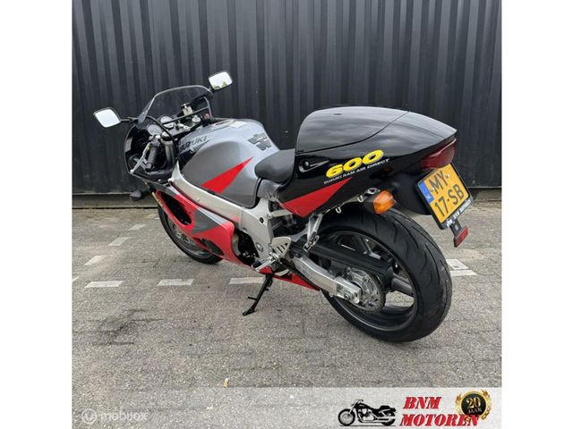suzuki - gsx-r-600