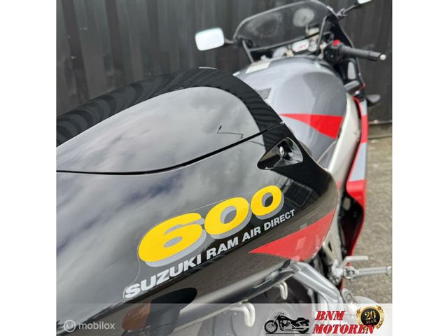 suzuki - gsx-r-600
