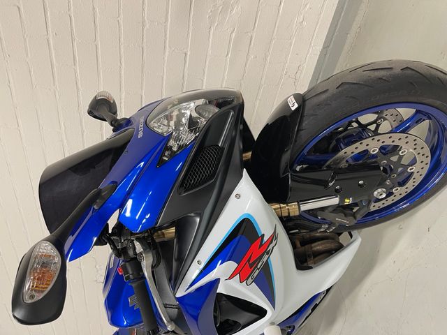 suzuki - gsx-r-600