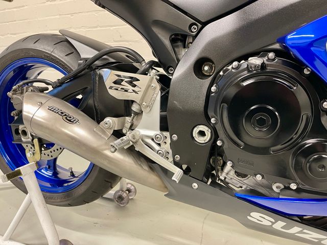 suzuki - gsx-r-600