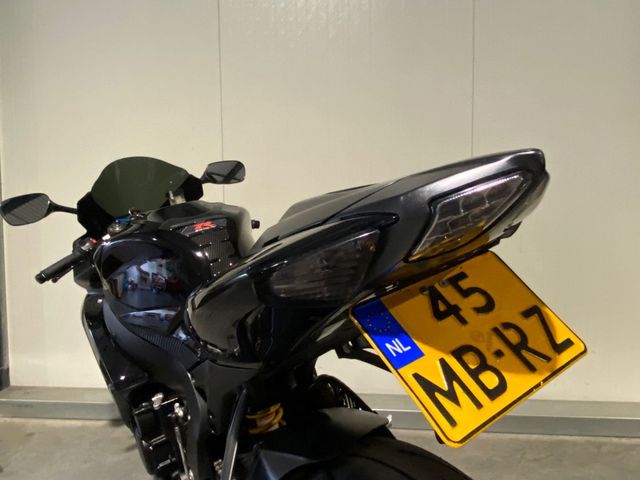 suzuki - gsx-r-600