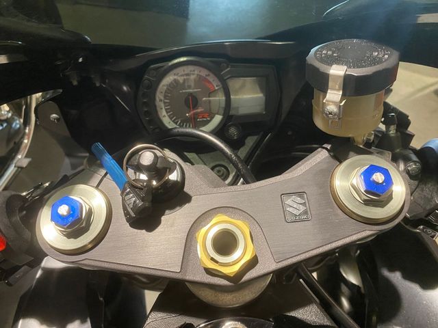 suzuki - gsx-r-600