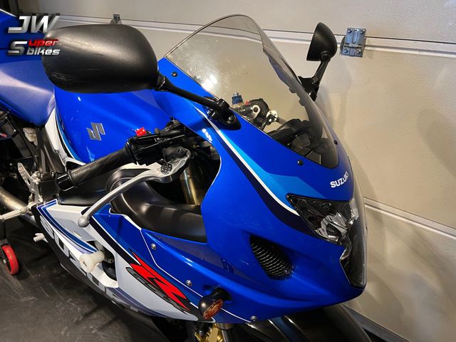 suzuki - gsx-r-600-anniversary