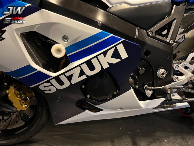 suzuki - gsx-r-600-anniversary