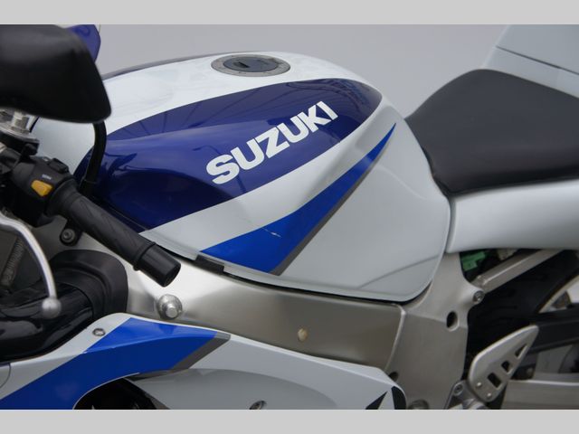 suzuki - gsx-r-600-srad