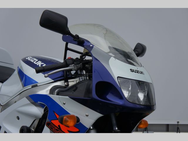 suzuki - gsx-r-600-srad