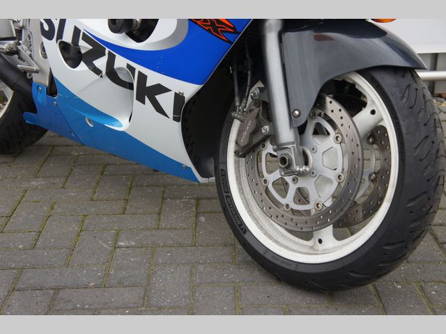 suzuki - gsx-r-600-srad