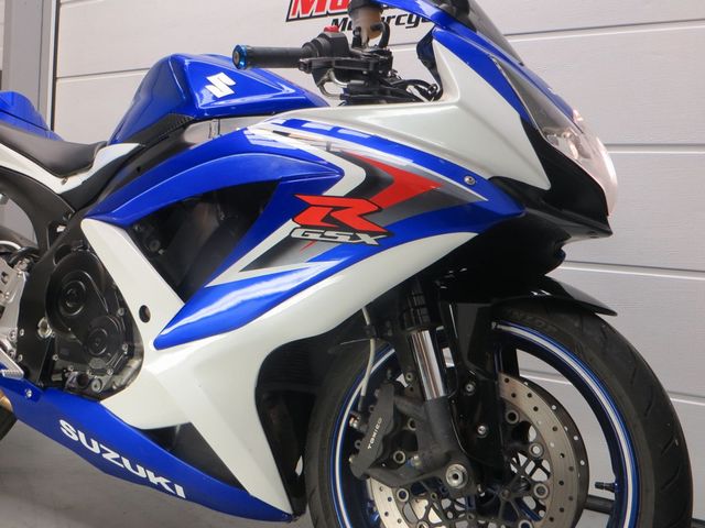 suzuki - gsx-r-750