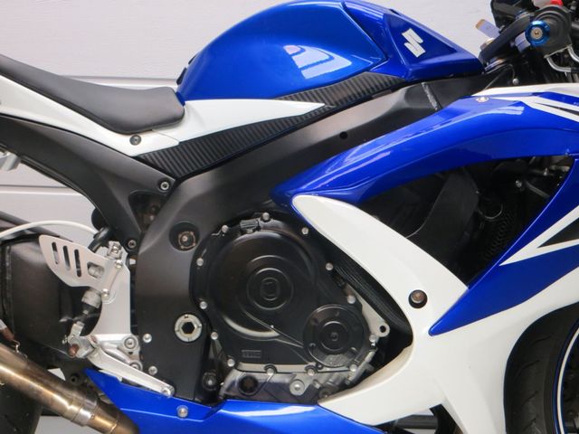 suzuki - gsx-r-750