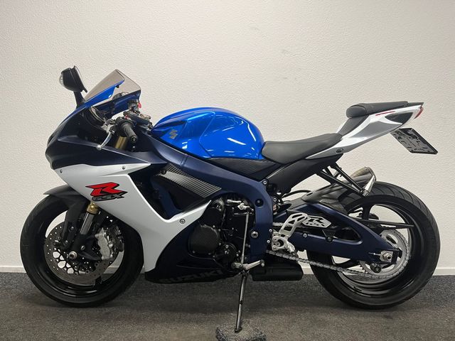 suzuki - gsx-r-750