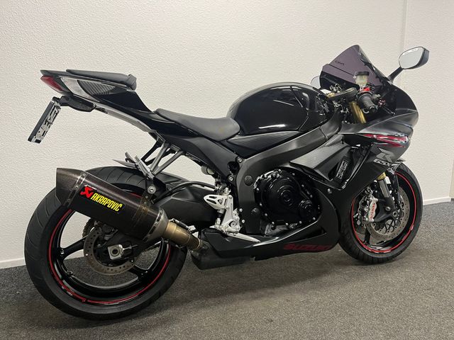 suzuki - gsx-r-750