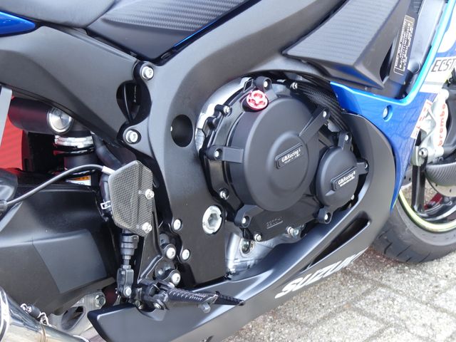 suzuki - gsx-r-750