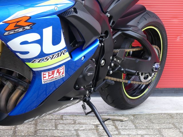 suzuki - gsx-r-750