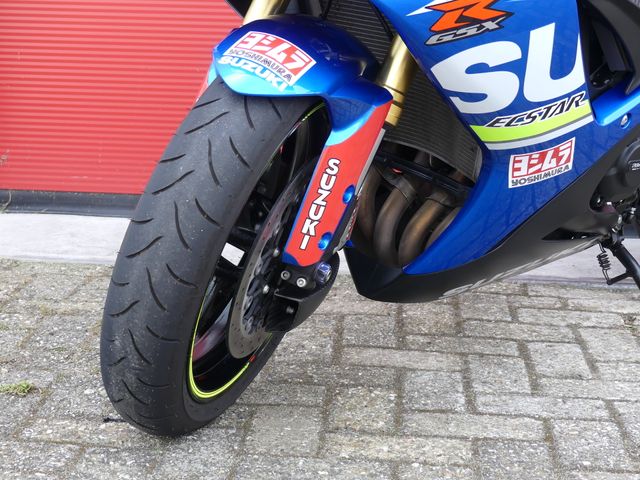 suzuki - gsx-r-750