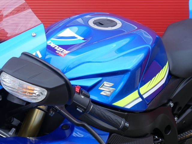 suzuki - gsx-r-750