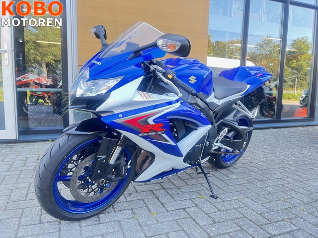 suzuki - gsx-r-750