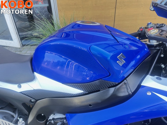 suzuki - gsx-r-750