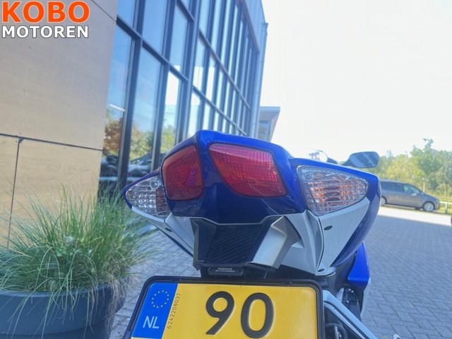 suzuki - gsx-r-750