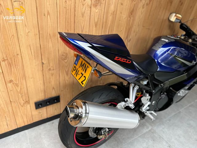 suzuki - gsx-r-750