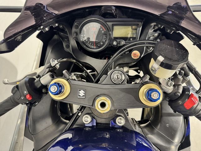 suzuki - gsx-r-750