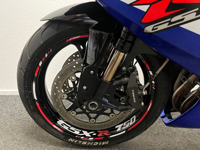 suzuki - gsx-r-750