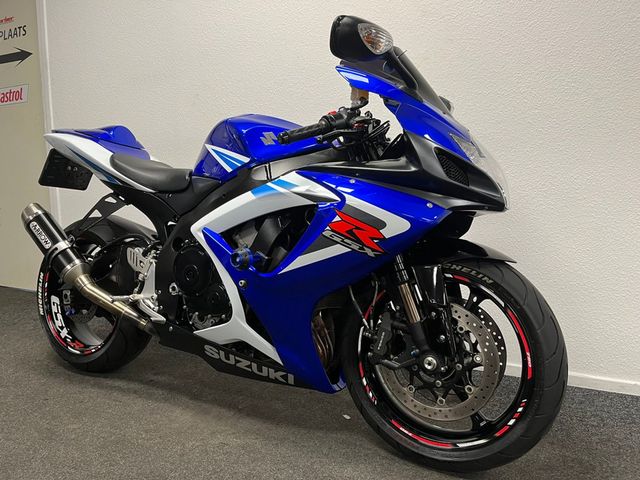 suzuki - gsx-r-750