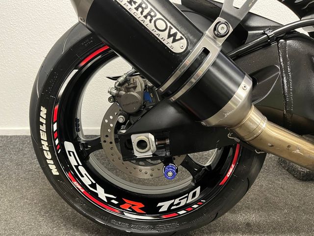 suzuki - gsx-r-750