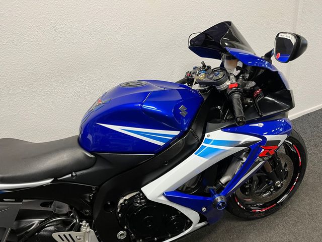 suzuki - gsx-r-750