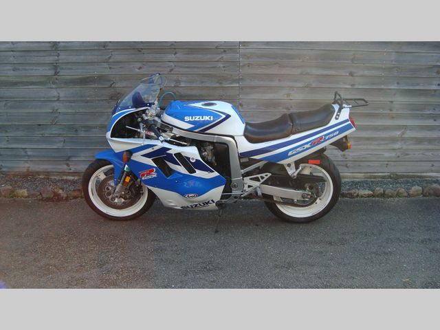 suzuki - gsx-r-750