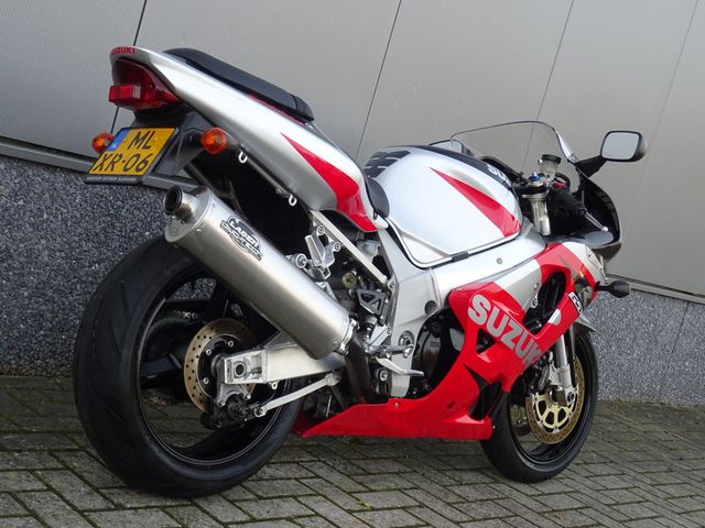 suzuki - gsx-r-750