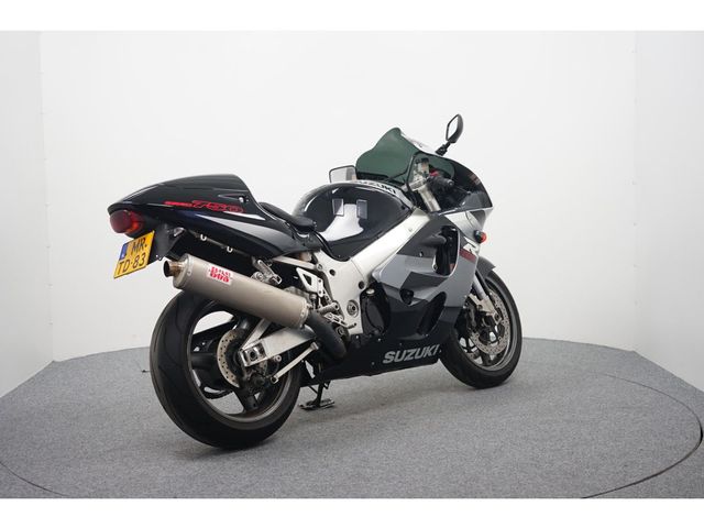 suzuki - gsx-r-750