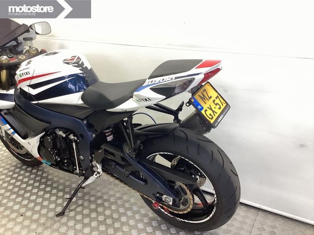 suzuki - gsx-r-750