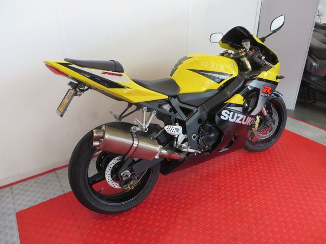 suzuki - gsx-r-750