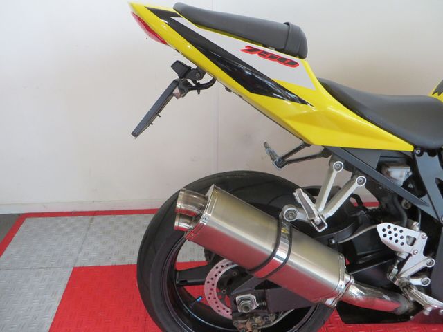 suzuki - gsx-r-750