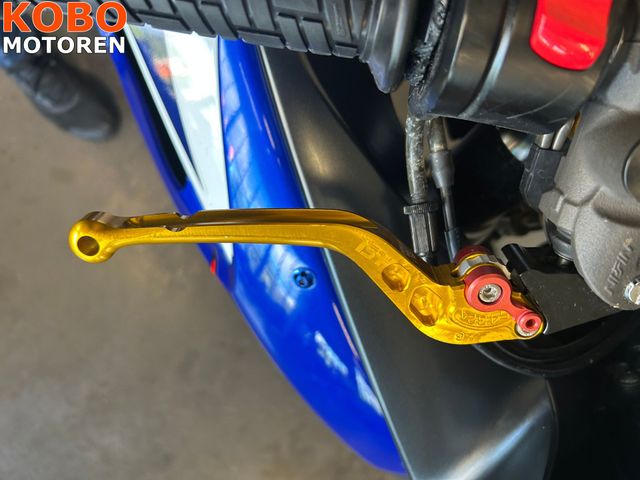 suzuki - gsx-r-750