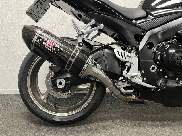 suzuki - gsx-r-750