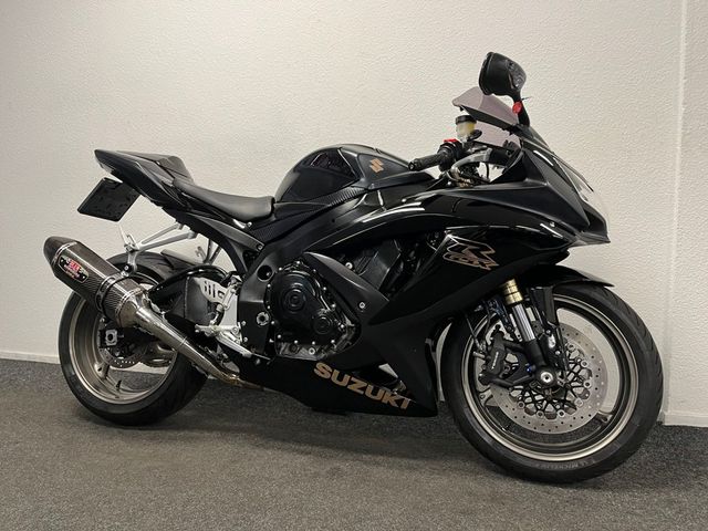 suzuki - gsx-r-750