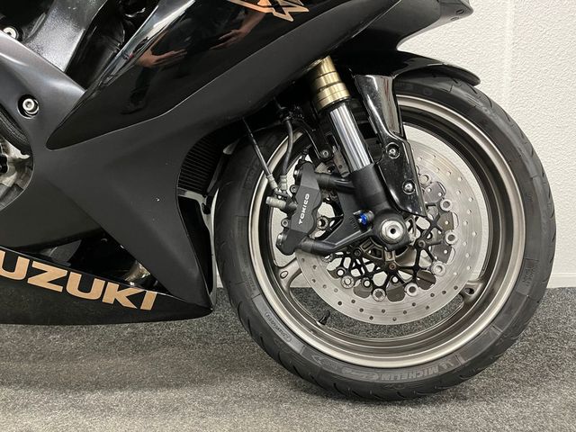 suzuki - gsx-r-750