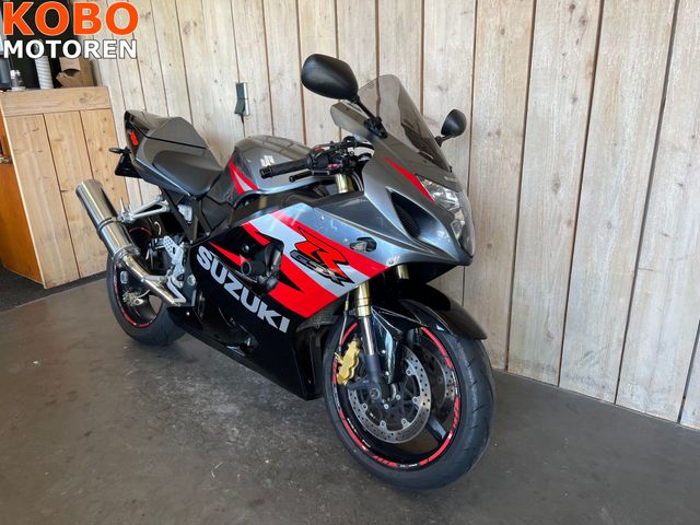 suzuki - gsx-r-750