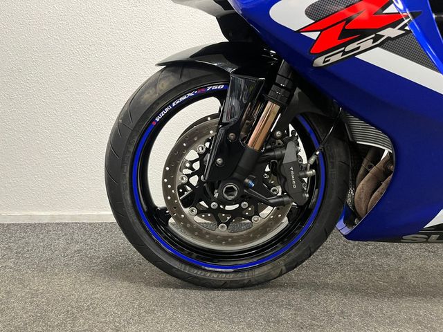 suzuki - gsx-r-750