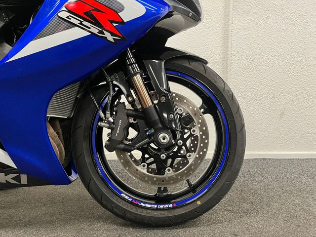 suzuki - gsx-r-750