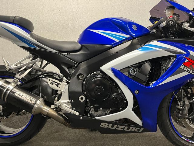 suzuki - gsx-r-750