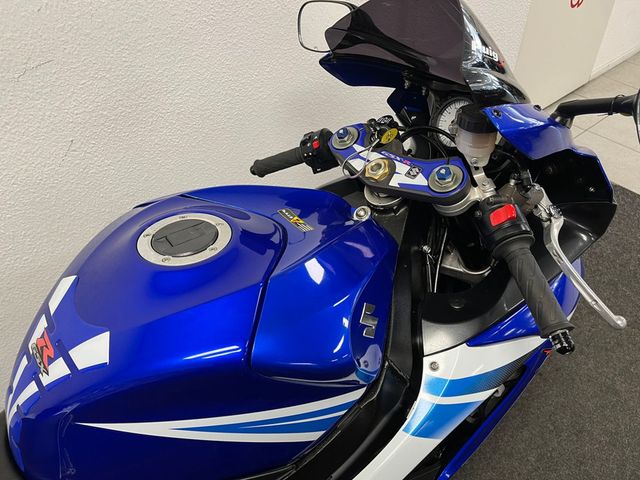 suzuki - gsx-r-750