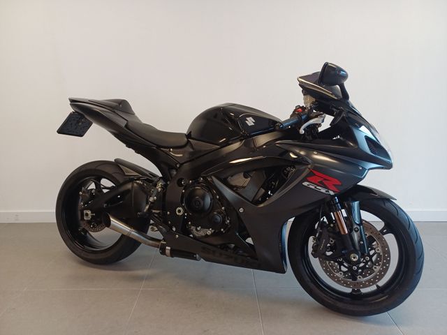 suzuki - gsx-r-750