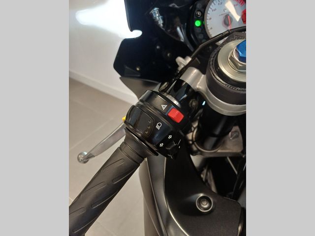 suzuki - gsx-r-750