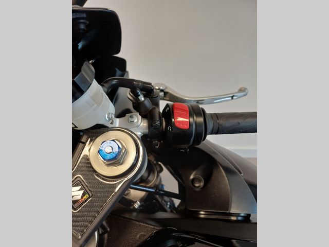 suzuki - gsx-r-750
