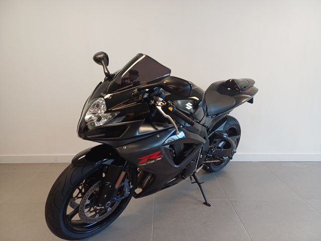suzuki - gsx-r-750