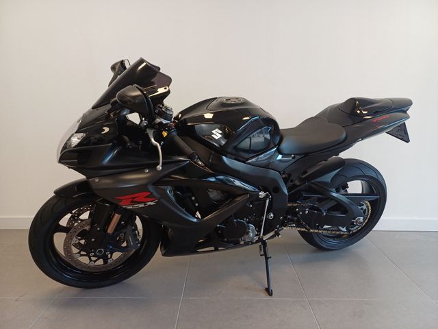 suzuki - gsx-r-750