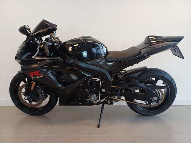 suzuki - gsx-r-750