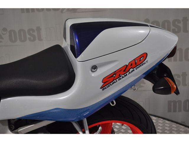 suzuki - gsx-r-750